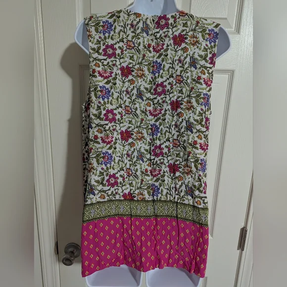 J Jill Medium Sleeveless Floral Print Pleated Blouse Pink Spring Tank Dipped - Picture 6 of 6